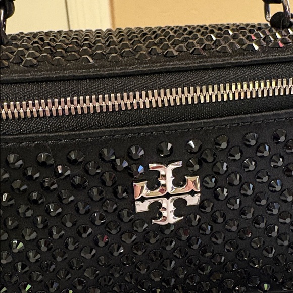 NEW Tory Burch Kira Embellished Satin Vanity Case - Picture 2 of 9